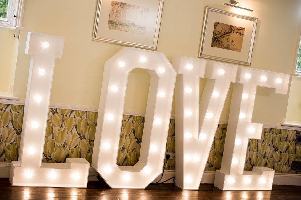 Mr & Mrs love letters